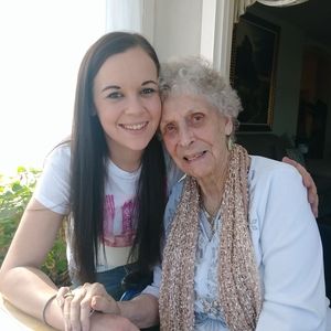 Meet your Posher, Nicole